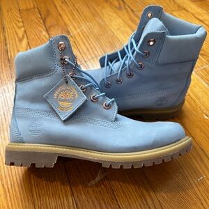 Timberland Sky Blue/Rose Gold NEW Limited edition Woman’s 7.5Waterproof Boots